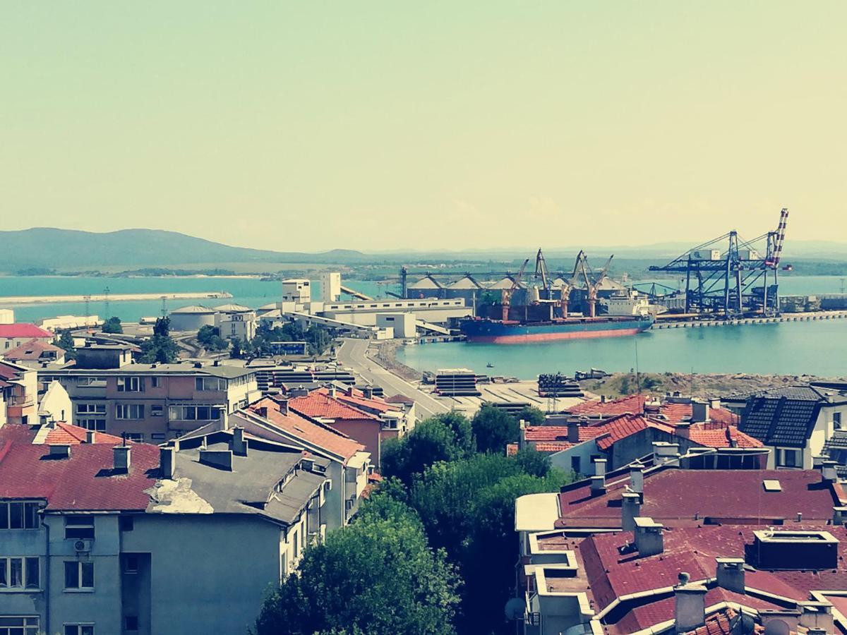 Апартамент За Гости Во1 Burgas Exterior photo